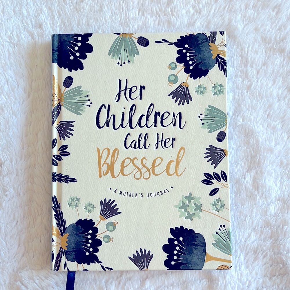 Her Children Call Her Blessed - hardcover journal. Nice Gift Idea - Picture 1 of 8